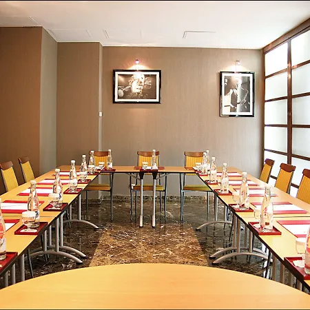 帕维侬剧院酒店 酒店 3*