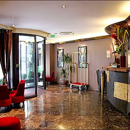 Hotell Pavillon Opéra Grands Boulevards 3*