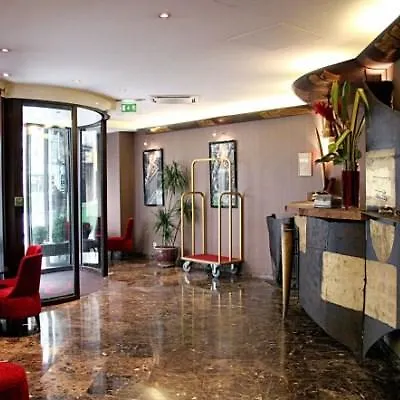 Отель Pavillon Opera Grands Boulevards Париж