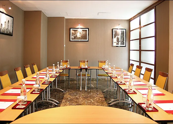 Pavillon Opera Grands Boulevards Hotel 3*